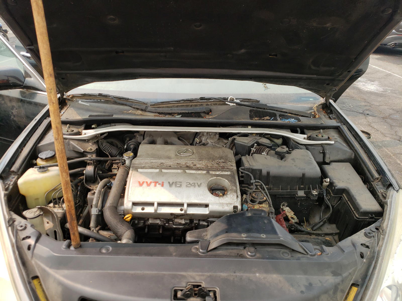 Photo 7 from auction – 2003 LEXUS ES 300 with VIN JTHBF30G230111237