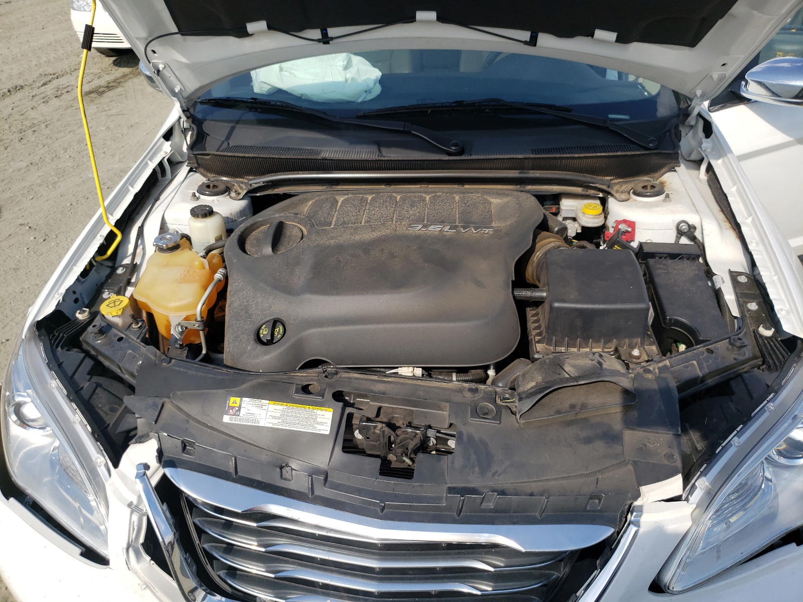 Photo 7 from auction – 2012 CHRYSLER 200 LIMITE with VIN 1C3CCBCG7CN277474