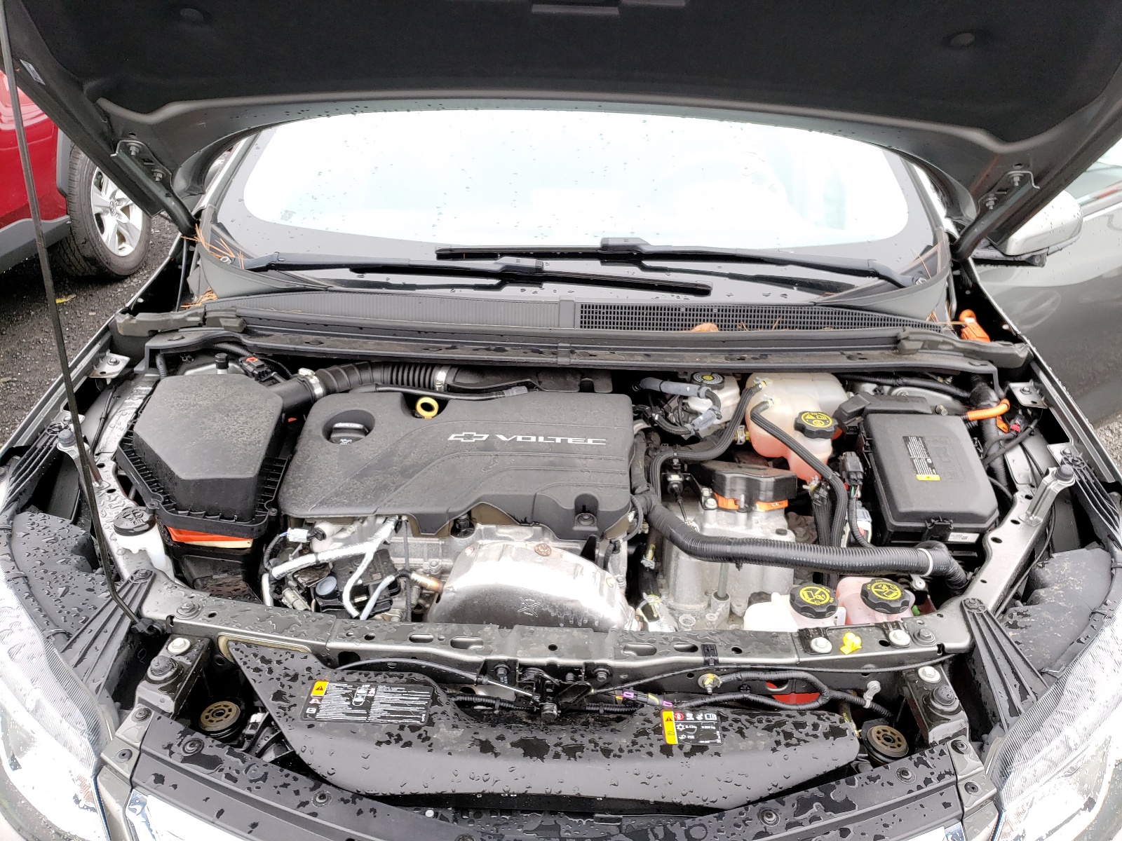 Photo 7 from auction – 2017 CHEVROLET VOLT LT with VIN 1G1RC6S5XHU140953