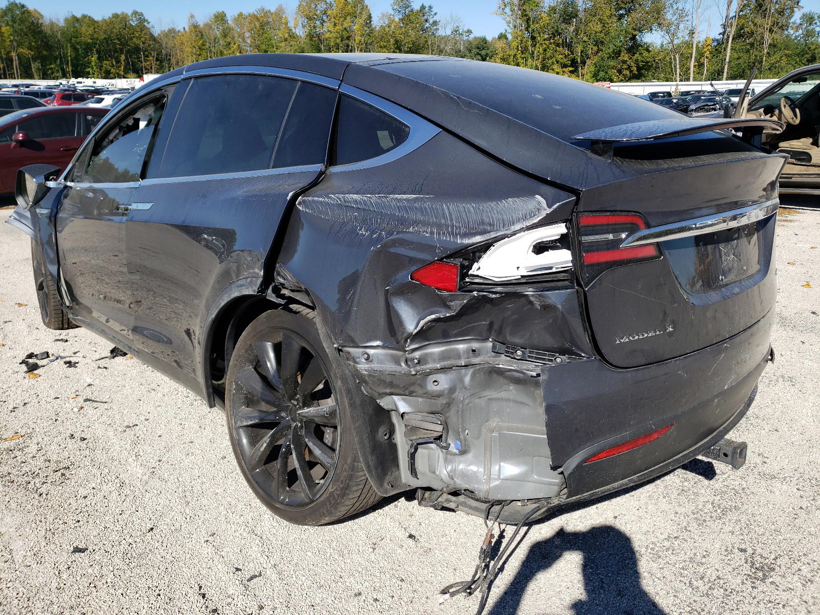 Photo 3 from auction – 2016 TESLA MODEL X with VIN 5YJXCAE28GF005447