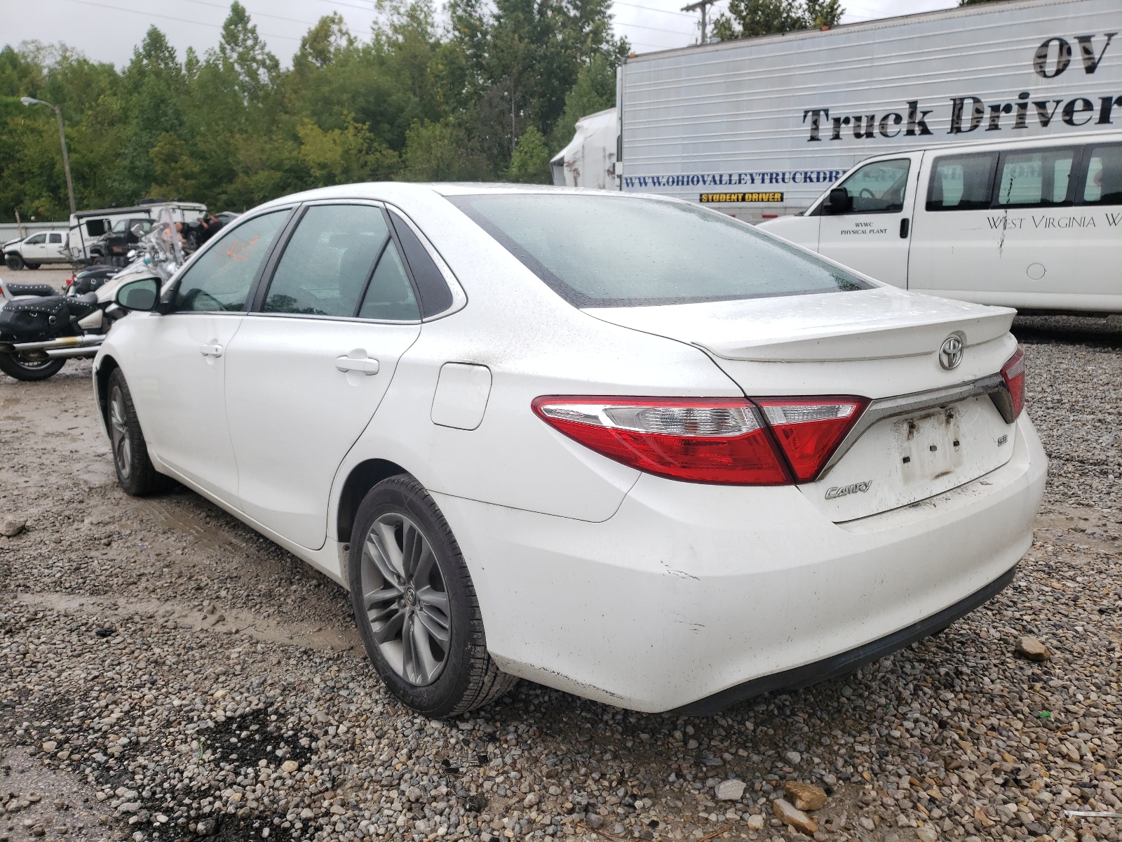 Photo 3 from auction – 2015 TOYOTA CAMRY LE with VIN 4T1BF1FK8FU905444