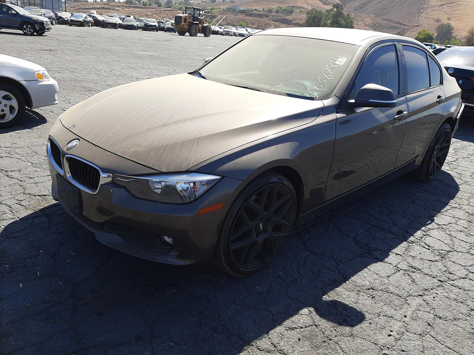Photo 15 from auction – 2014 BMW 320 I with VIN WBA3B1C51EK132424