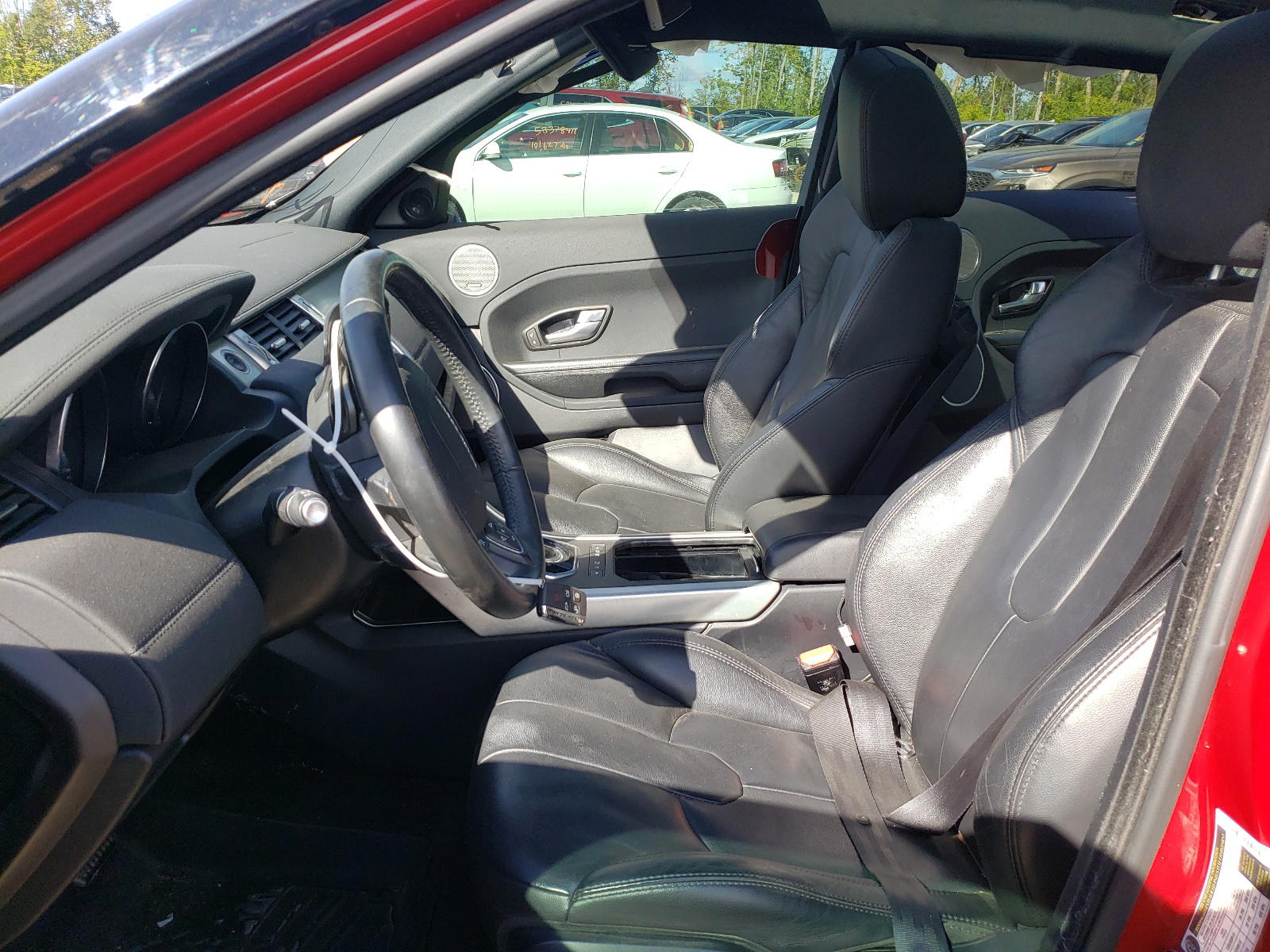 Photo 5 from auction – 2015 LAND ROVER RANGE ROVE with VIN SALVP2BG2FH076832