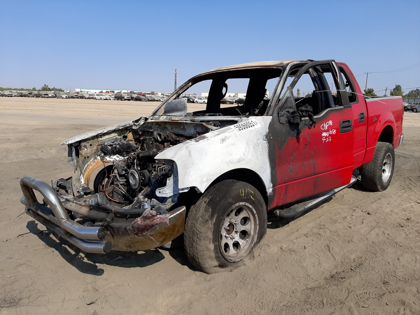 Photo 2 from auction – 2005 FORD F150 SUPER with VIN 1FTRW14W65KB54606