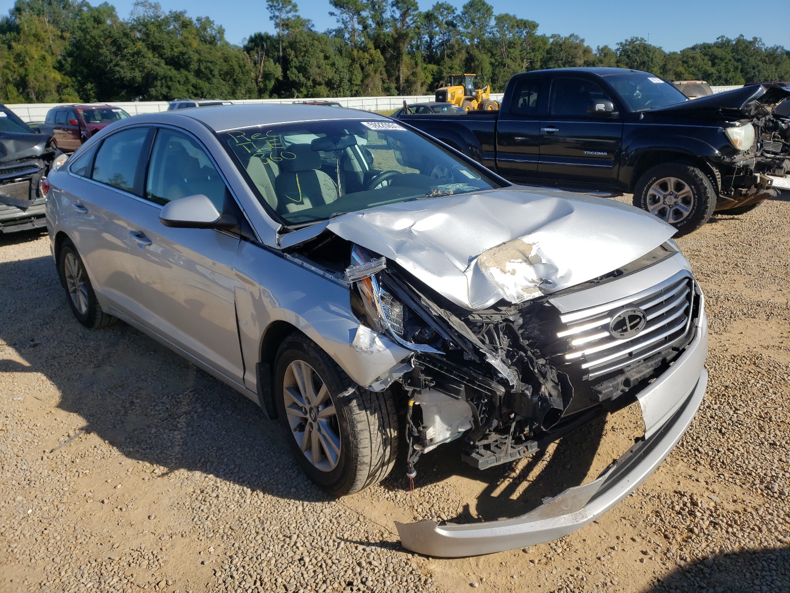 HYUNDAI SONATA SE 2015 with VIN 5NPE24AF4FH161344 - Photo from auction