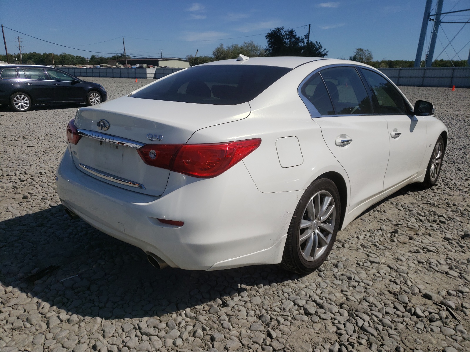 Photo 4 from auction – 2014 INFINITI Q50 BASE with VIN JN1BV7AR5EM697538