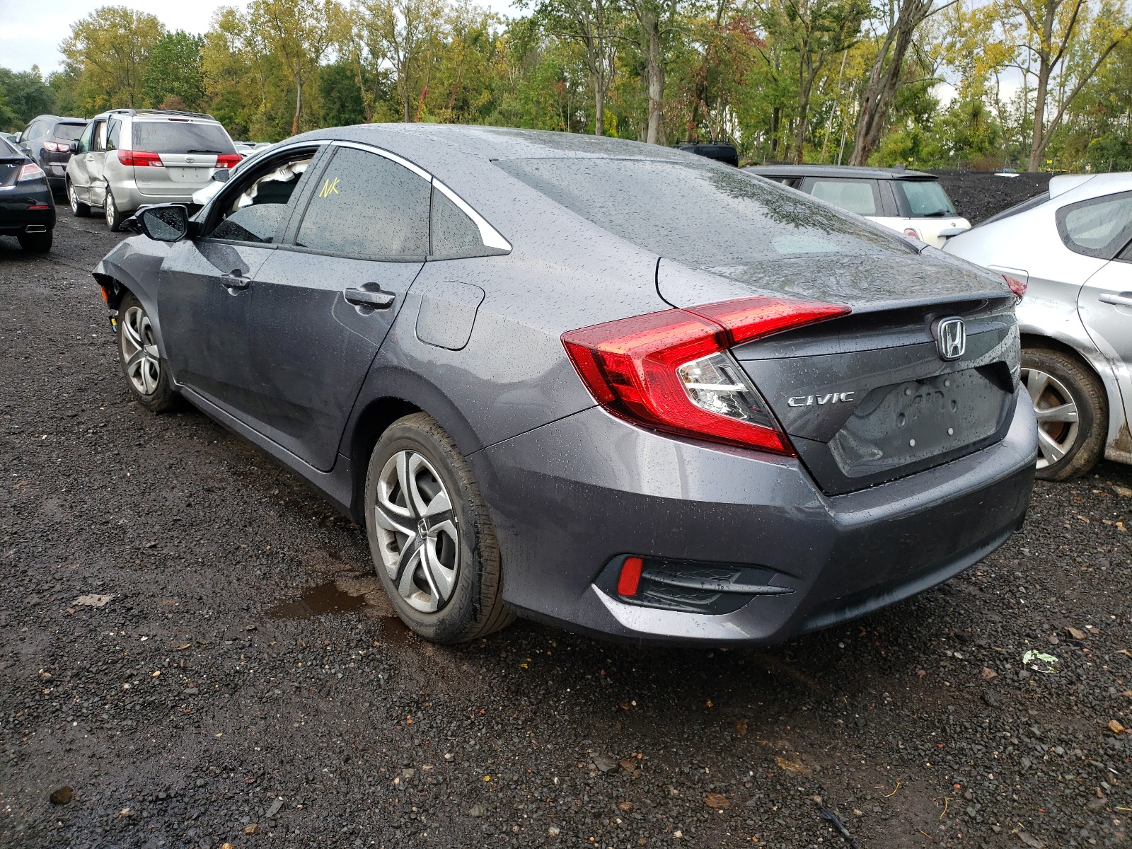 Photo 3 from auction – 2016 HONDA CIVIC LX with VIN 2HGFC2F53GH500760