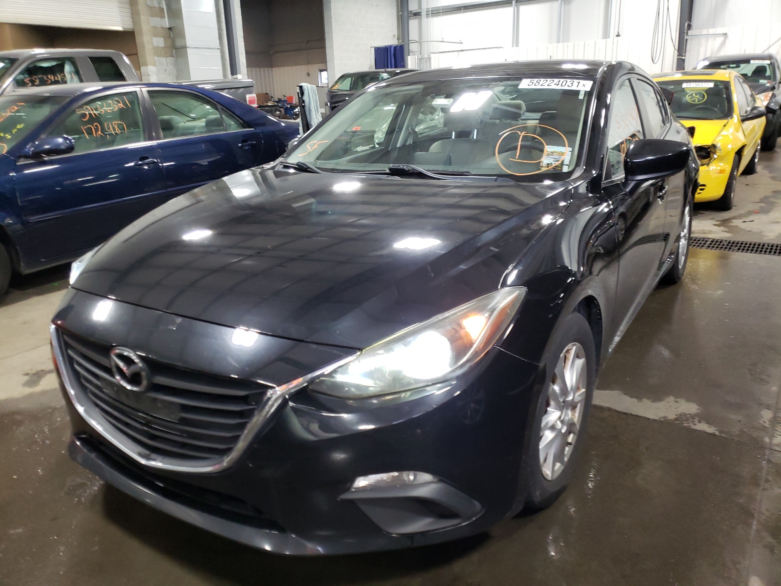 Photo 2 from auction – 2016 MAZDA 3 SPORT with VIN 3MZBM1U77GM245263