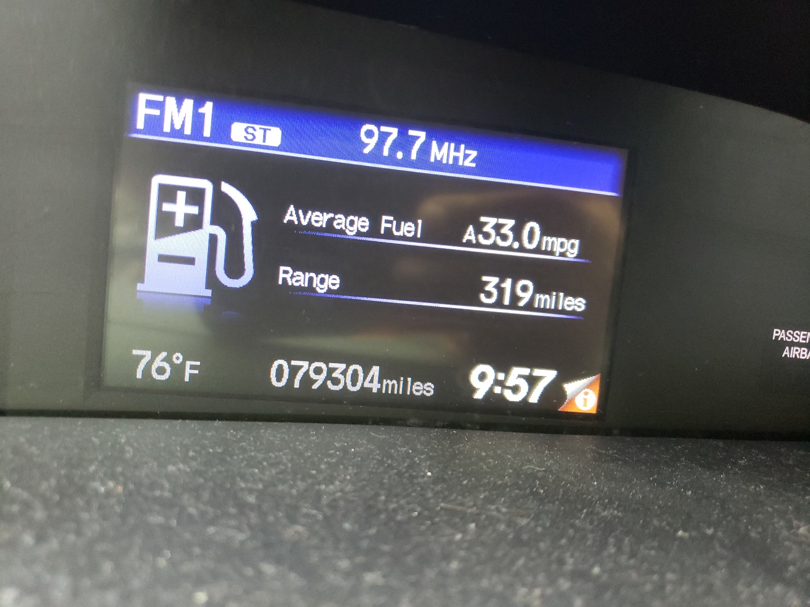 Photo 8 from auction – 2014 HONDA CIVIC LX with VIN 2HGFB2F56EH518749
