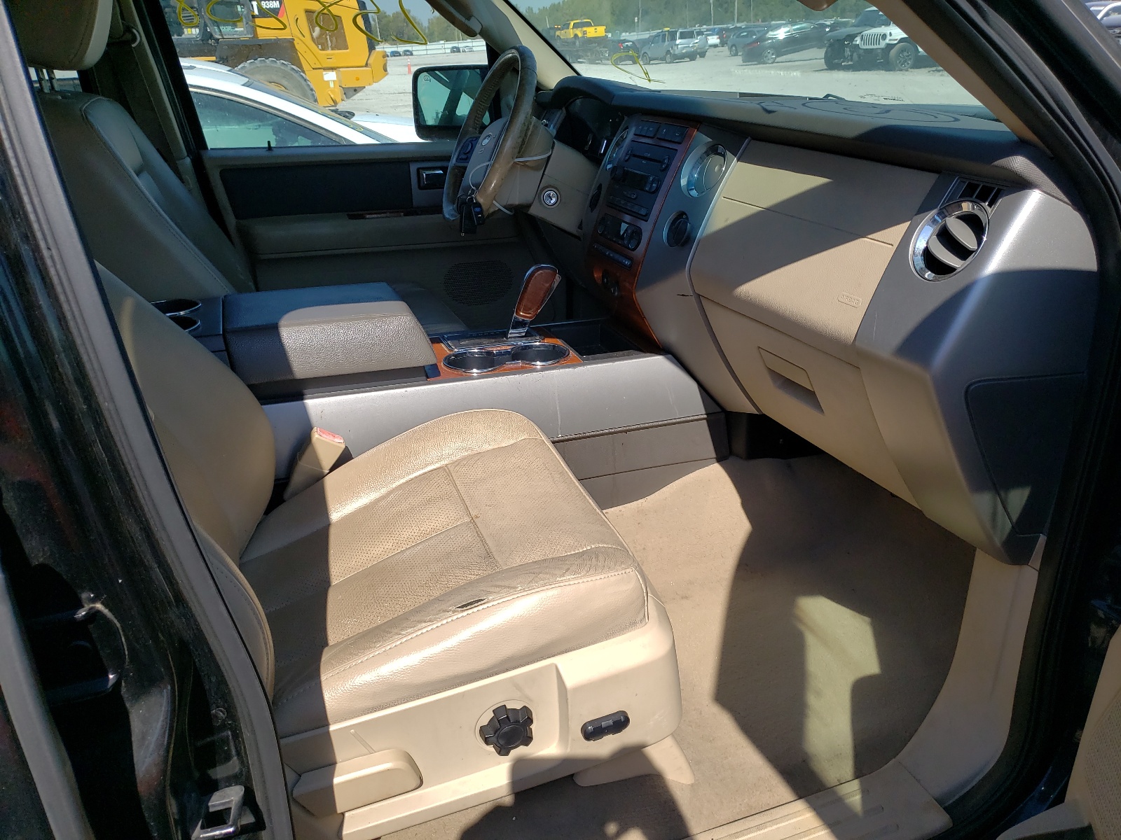 Zdjęcie 5 z aukcji – 2007 FORD EXPEDITION z VIN 1FMFU18507LA85611