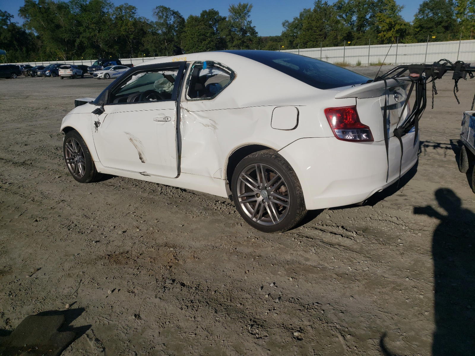 Photo 3 from auction – 2012 TOYOTA SCION TC with VIN JTKJF5C71C3041385