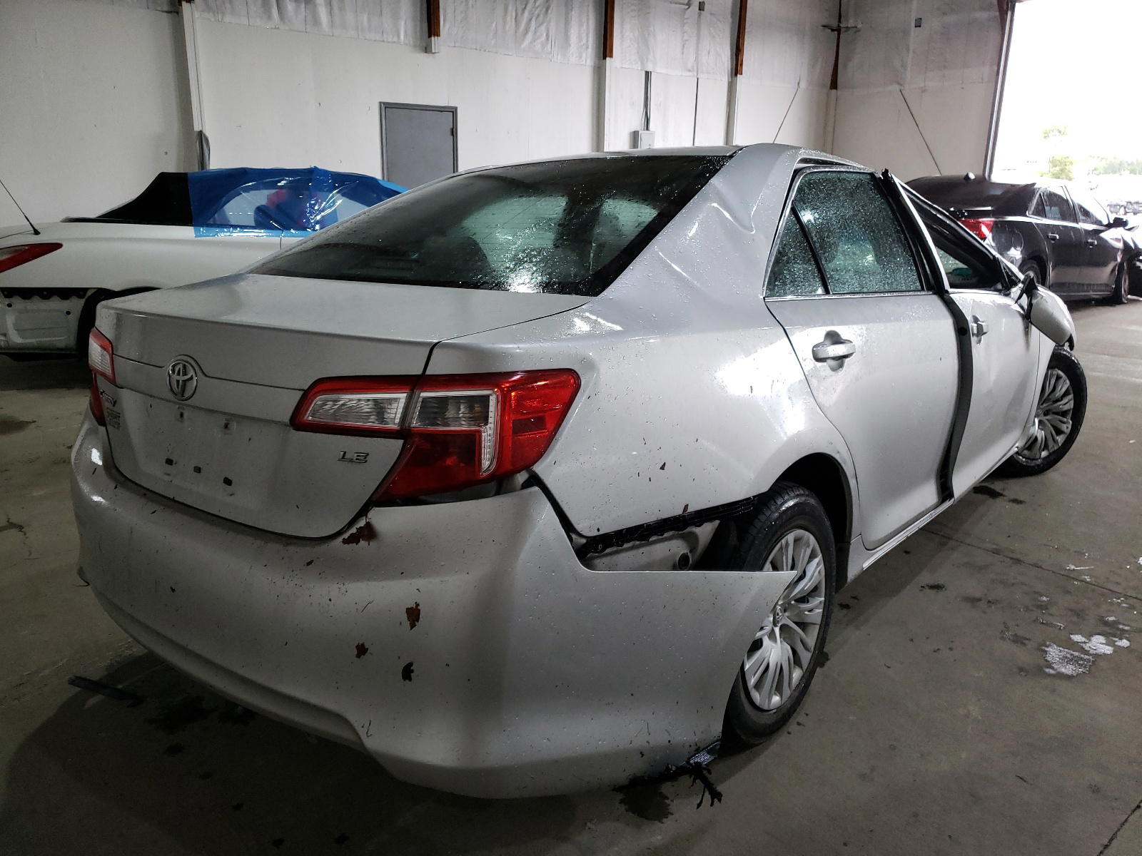 Photo 4 from auction – 2012 TOYOTA CAMRY BASE with VIN 4T4BF1FK5CR210548