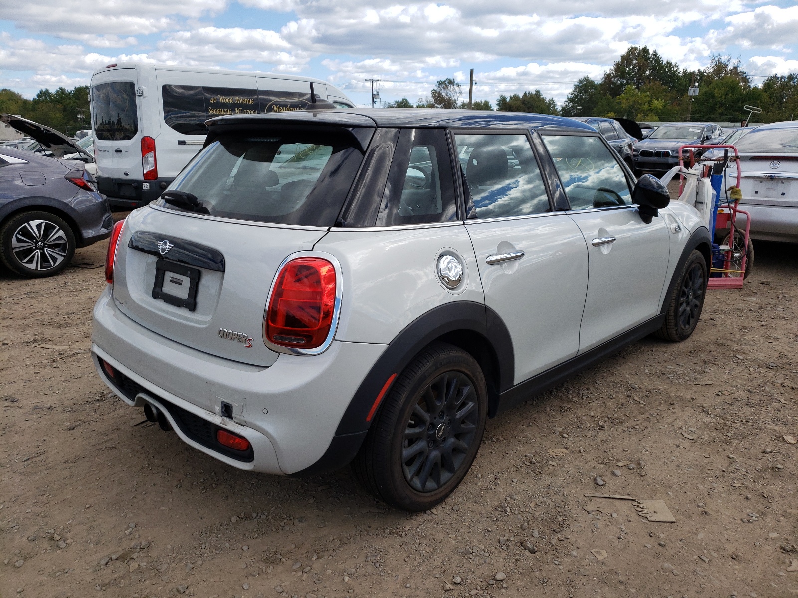 Photo 4 from auction – 2019 MINI COOPER S with VIN WMWXU3C50K2H55197