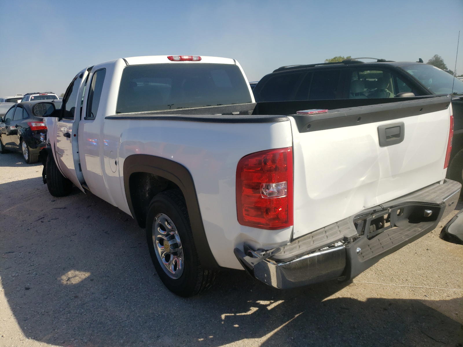 Photo 3 from auction – 2007 CHEVROLET SILVERADO with VIN 1GCEC19X37Z650787