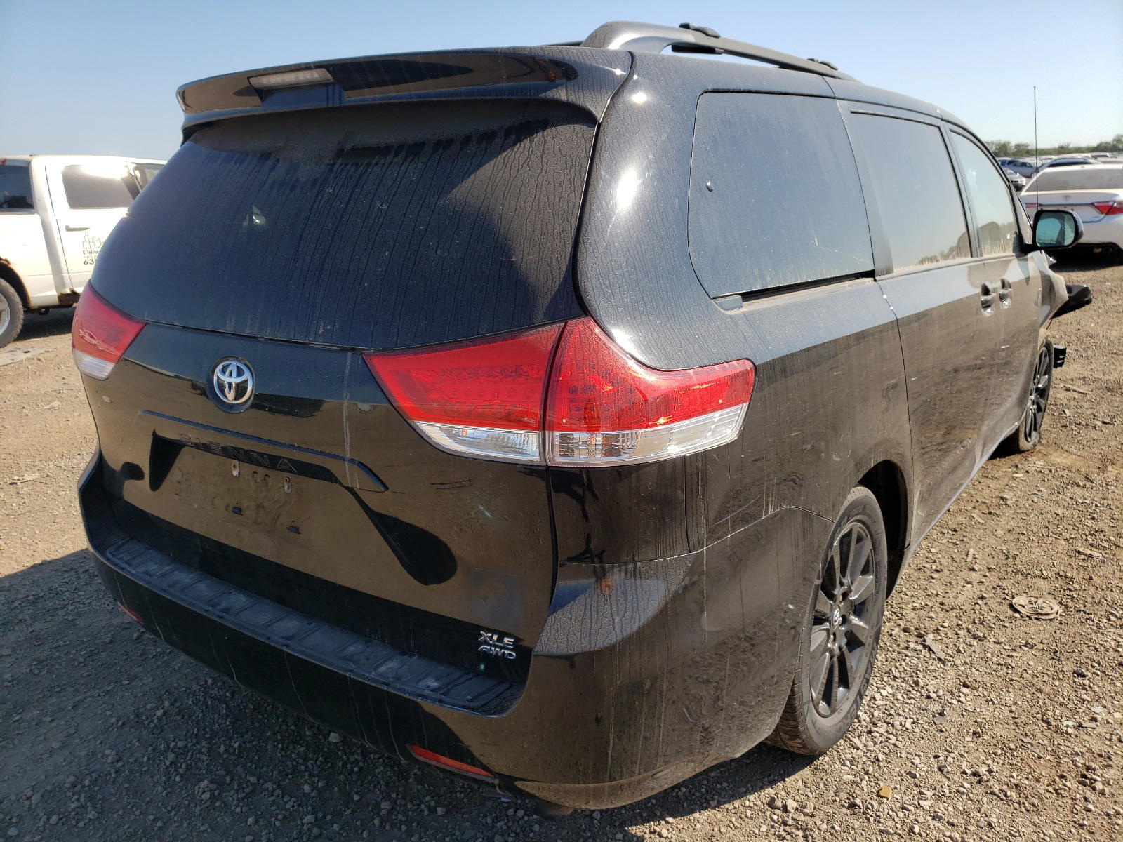 Photo 4 from auction – 2013 TOYOTA SIENNA with VIN 5TDDK3DC3DS056535