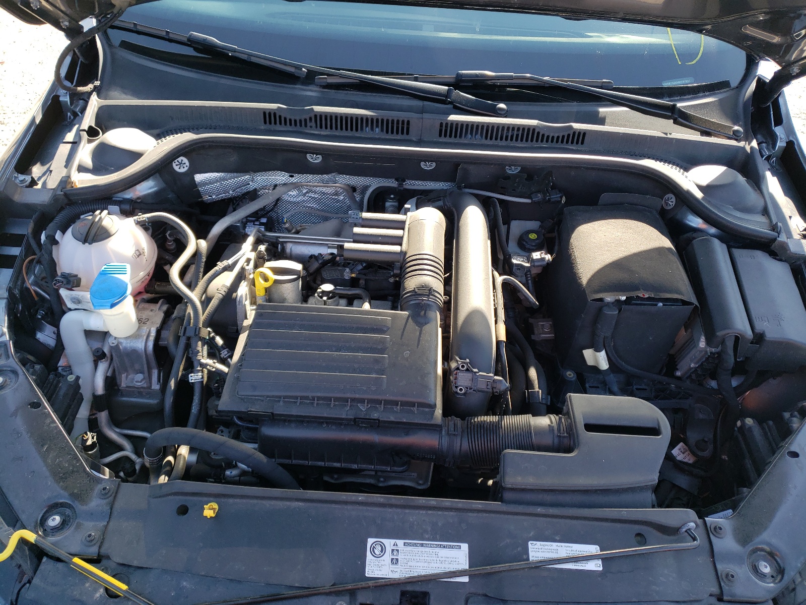 Photo 7 from auction – 2017 VOLKSWAGEN JETTA SE with VIN 3VWDB7AJXHM371684