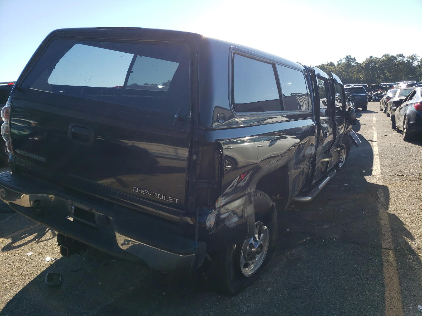 Photo 4 from auction – 2004 CHEVROLET SILVERADO with VIN 1GCHK23114F137917