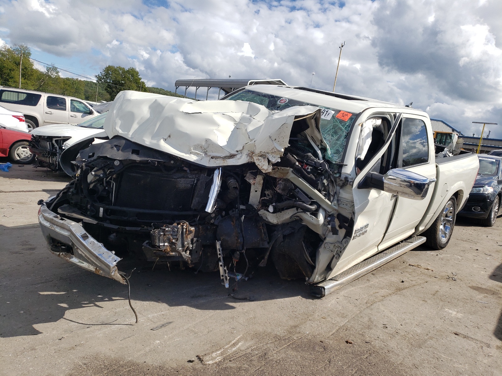 Photo 2 from auction – 2018 RAM 1500 LARAM with VIN 1C6RR7NM6JS279453