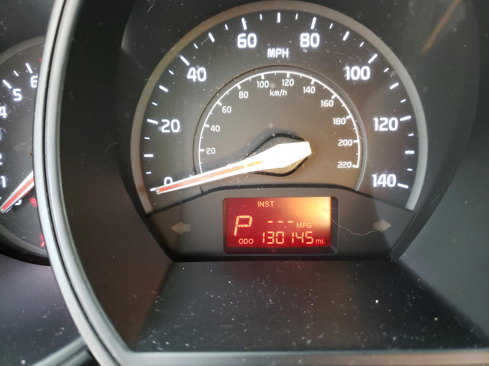 Photo 8 from auction – 2014 KIA RIO LX with VIN KNADM4A32E6386315