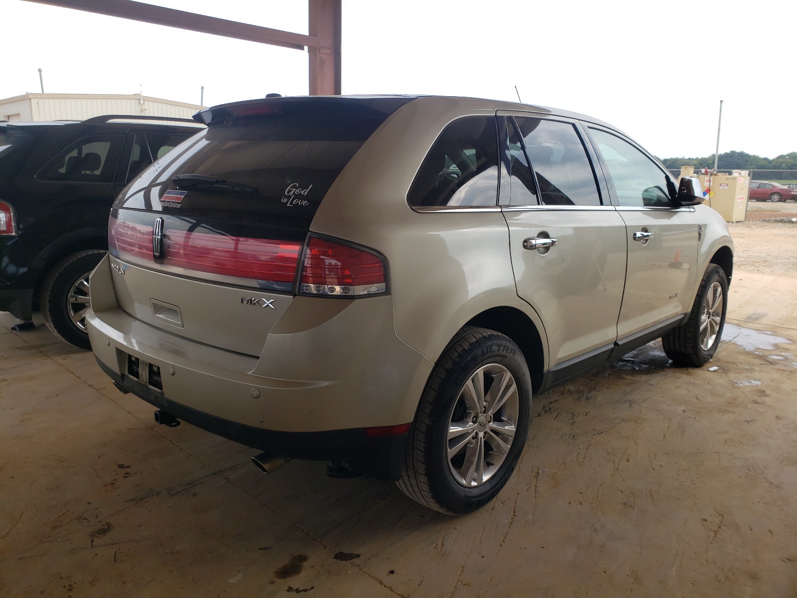 Photo 4 from auction – 2010 LINCOLN MKX with VIN 2LMDJ6JC0ABJ15272