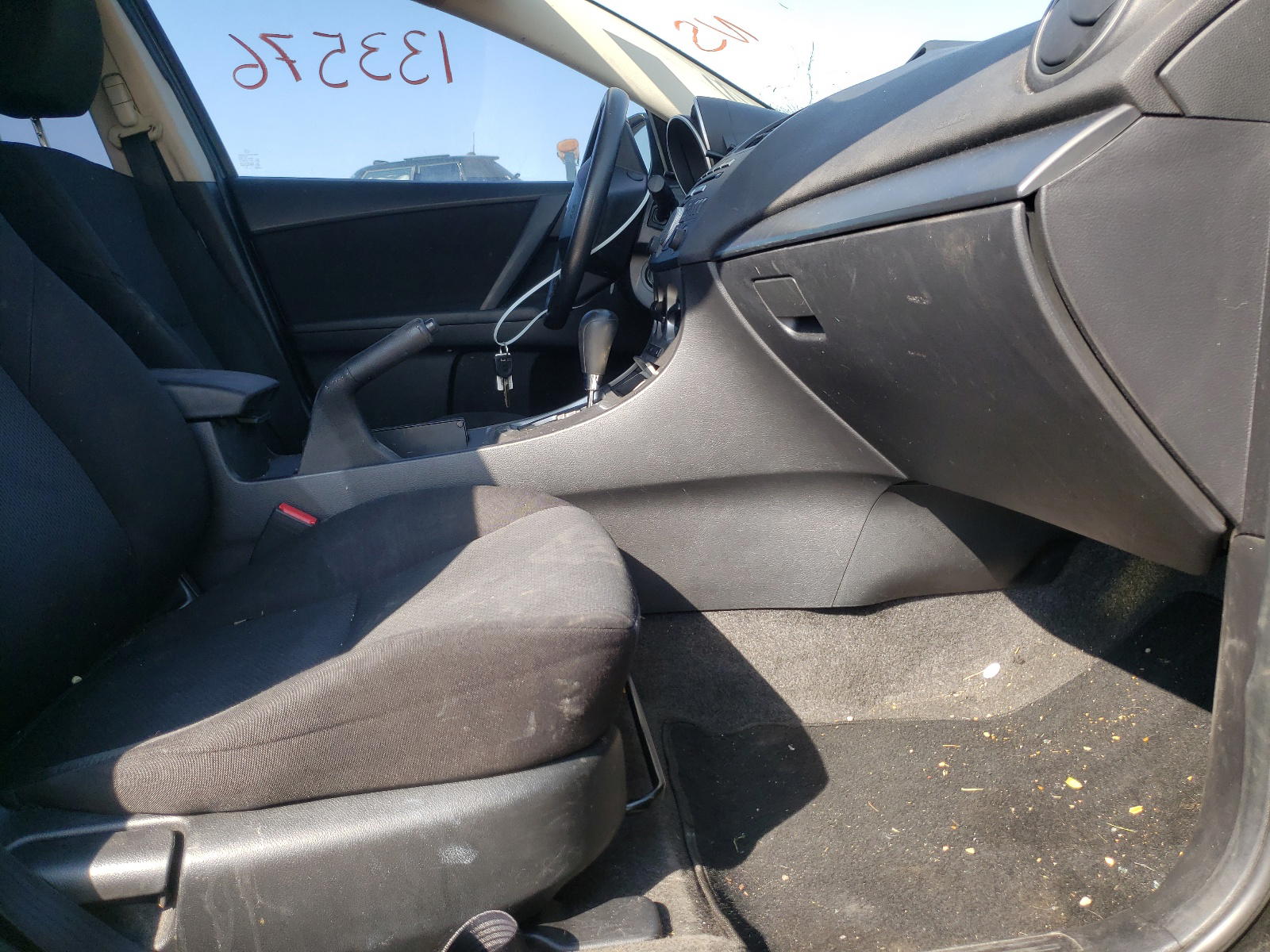 Photo 5 from auction – 2011 MAZDA 3 I with VIN JM1BL1UF3B1408302
