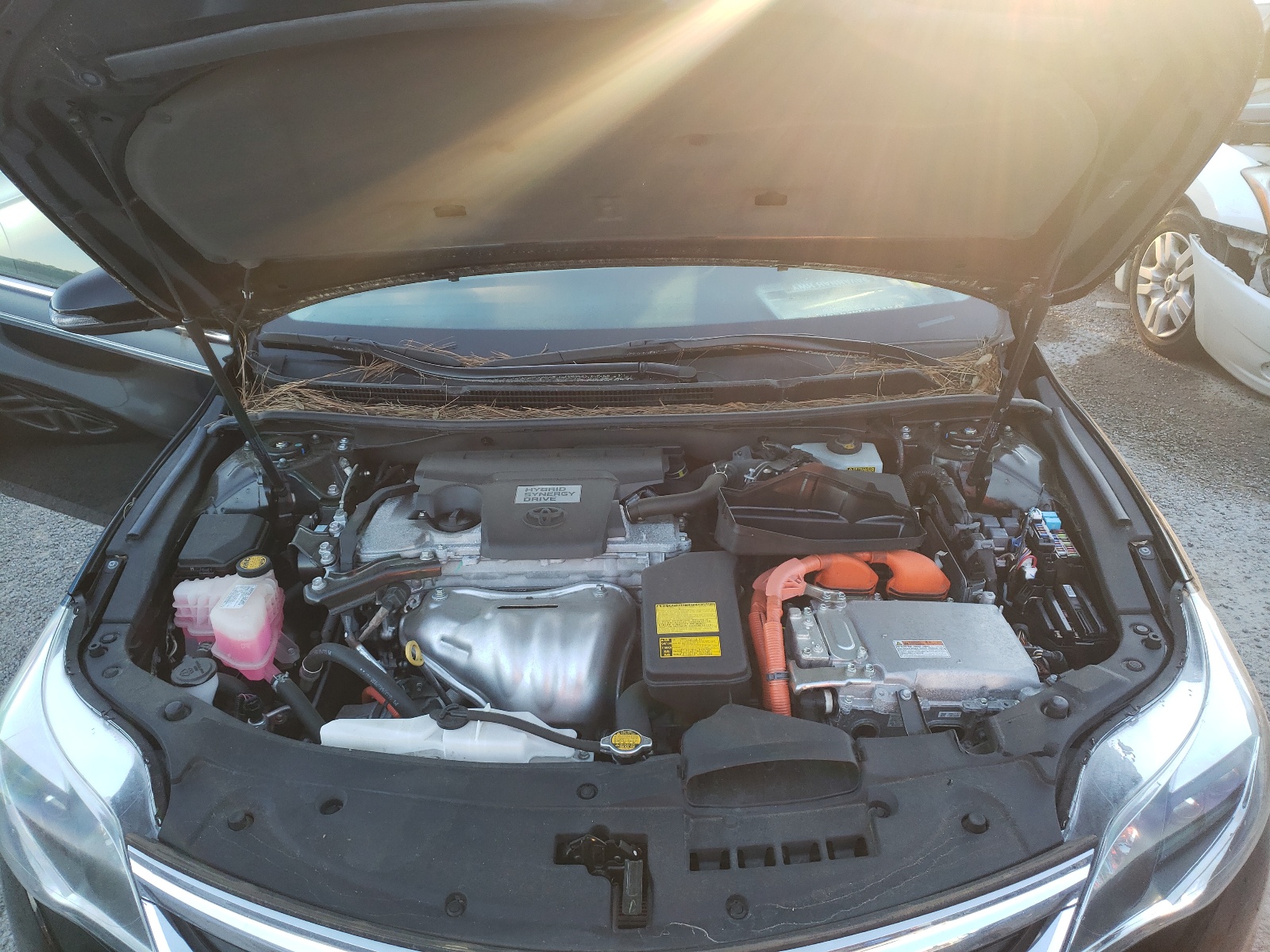 Photo 7 from auction – 2015 TOYOTA AVALON HYB with VIN 4T1BD1EB7FU038755