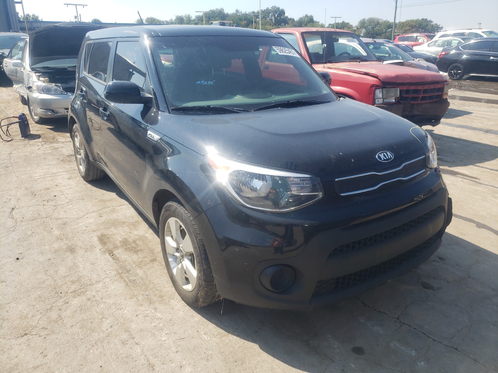 KIA SOUL 2018 with VIN KNDJN2A23J7506139 - Photo from auction