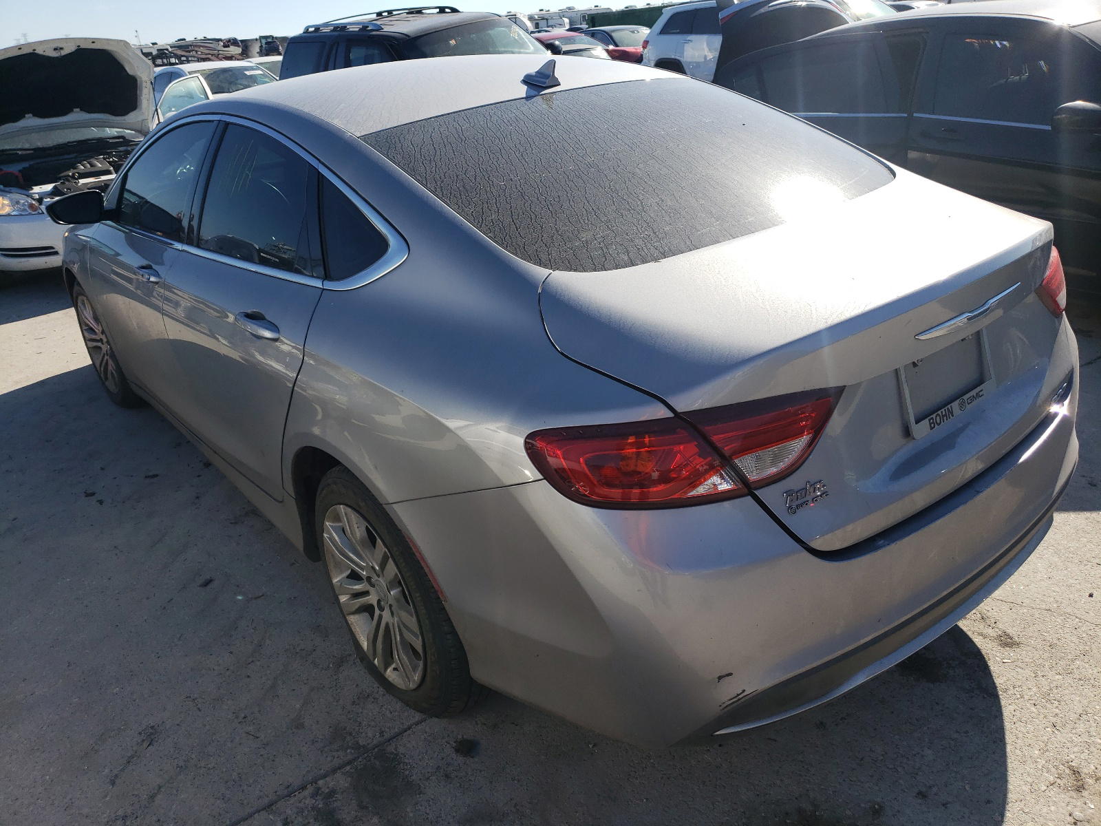 Photo 3 from auction – 2015 CHRYSLER 200 LIMITE with VIN 1C3CCCAB5FN651579