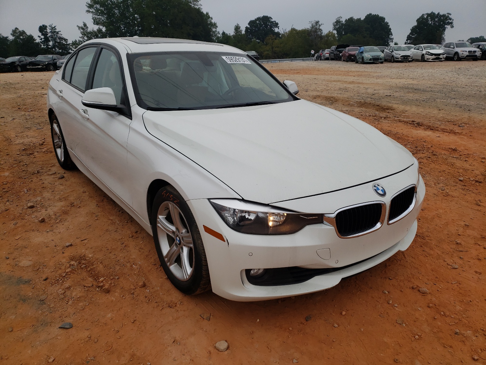 BMW 328 I 2015 z numerem VIN WBA3A5G56FNS84817 - Zdjęcie z aukcji