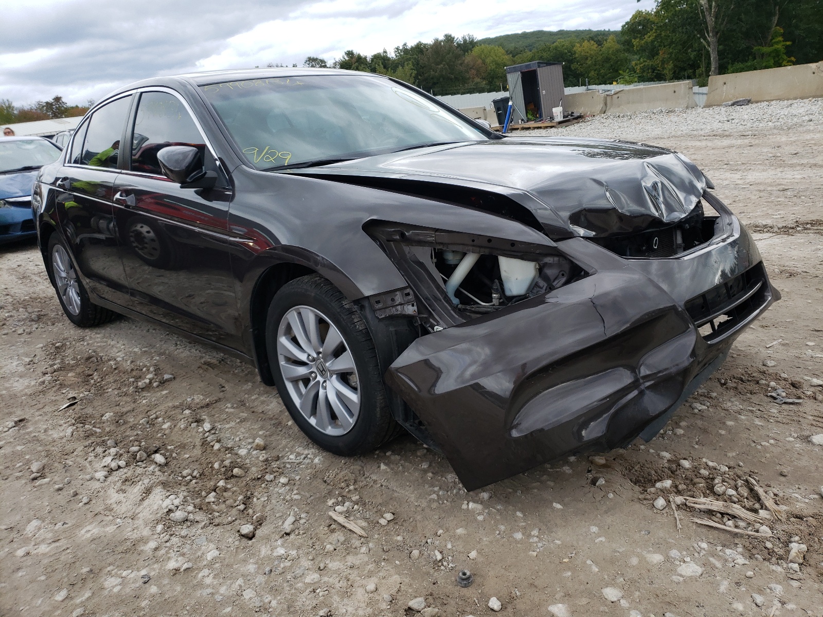HONDA ACCORD EX 2011 with VIN 1HGCP2F76BA063174 - Photo from auction