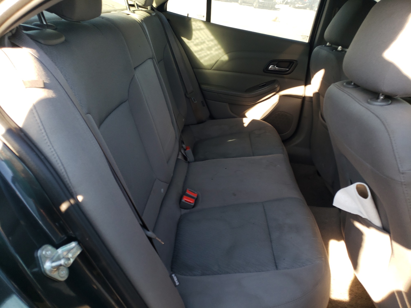 Photo 6 from auction – 2015 CHEVROLET MALIBU LS with VIN 1G11B5SL8FF194584
