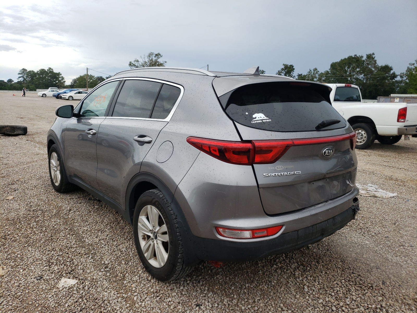 Photo 3 from auction – 2017 KIA SPORTAGE L with VIN KNDPM3AC2H7049099