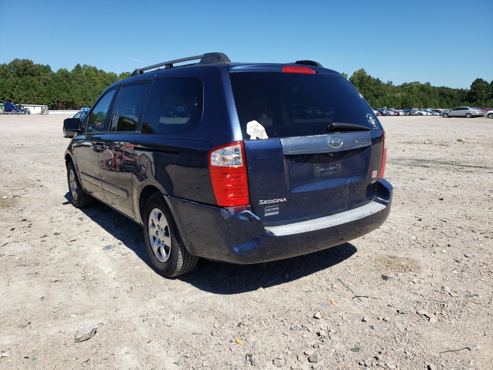 Photo 3 from auction – 2006 KIA SEDONA EX with VIN KNDMB233966091711