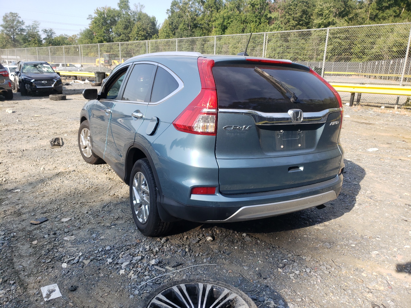 Photo 3 from auction – 2016 HONDA CR-V EXL with VIN 2HKRM4H7XGH625751