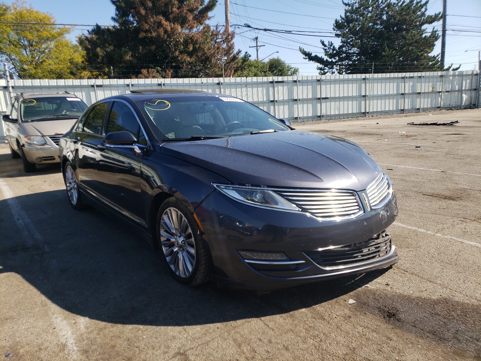 LINCOLN MKZ 2013 with VIN 3LN6L2GK7DR814104 - Photo from auction