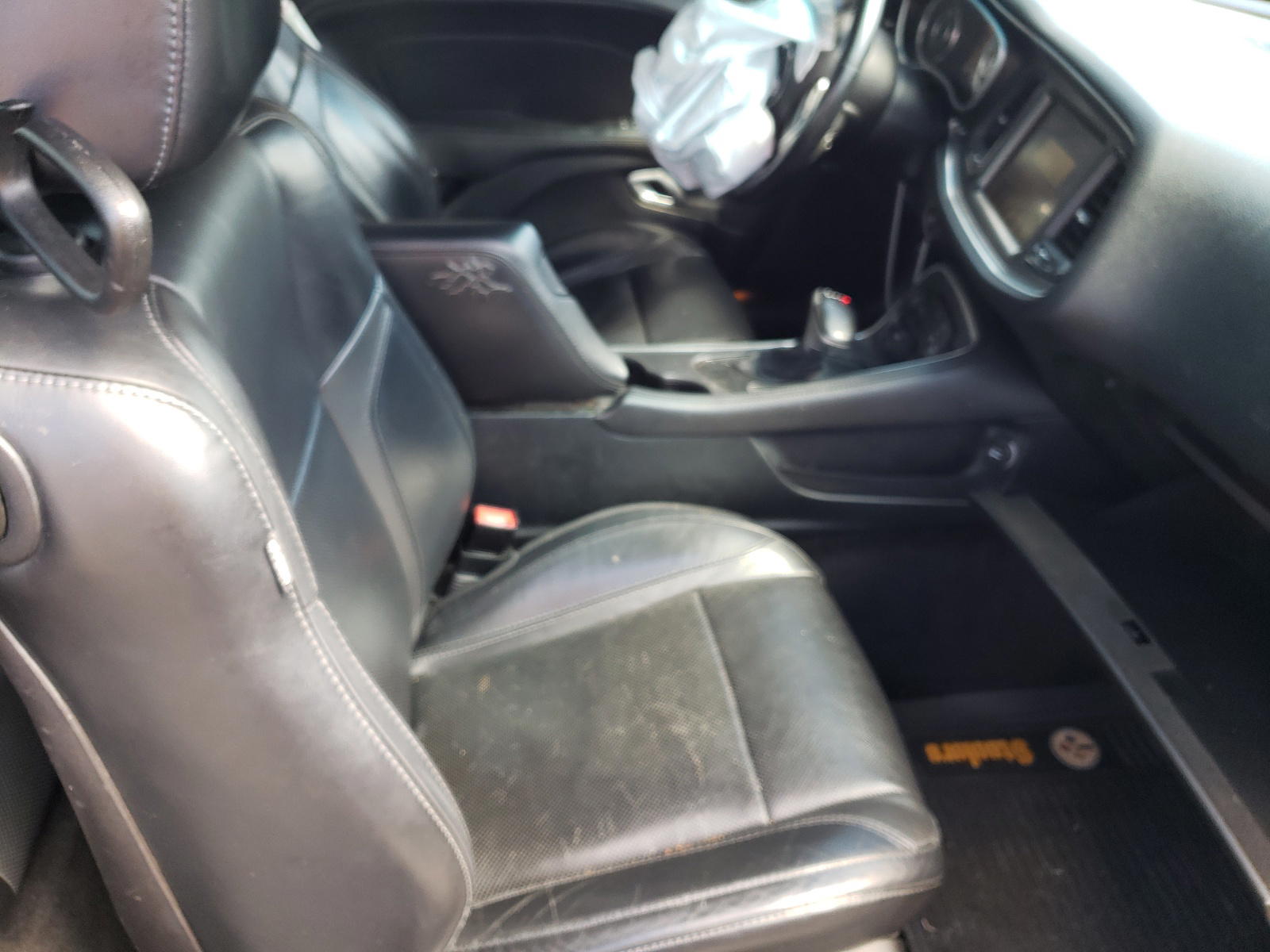 Photo 5 from auction – 2015 DODGE CHALLENGER with VIN 2C3CDZBG4FH914129