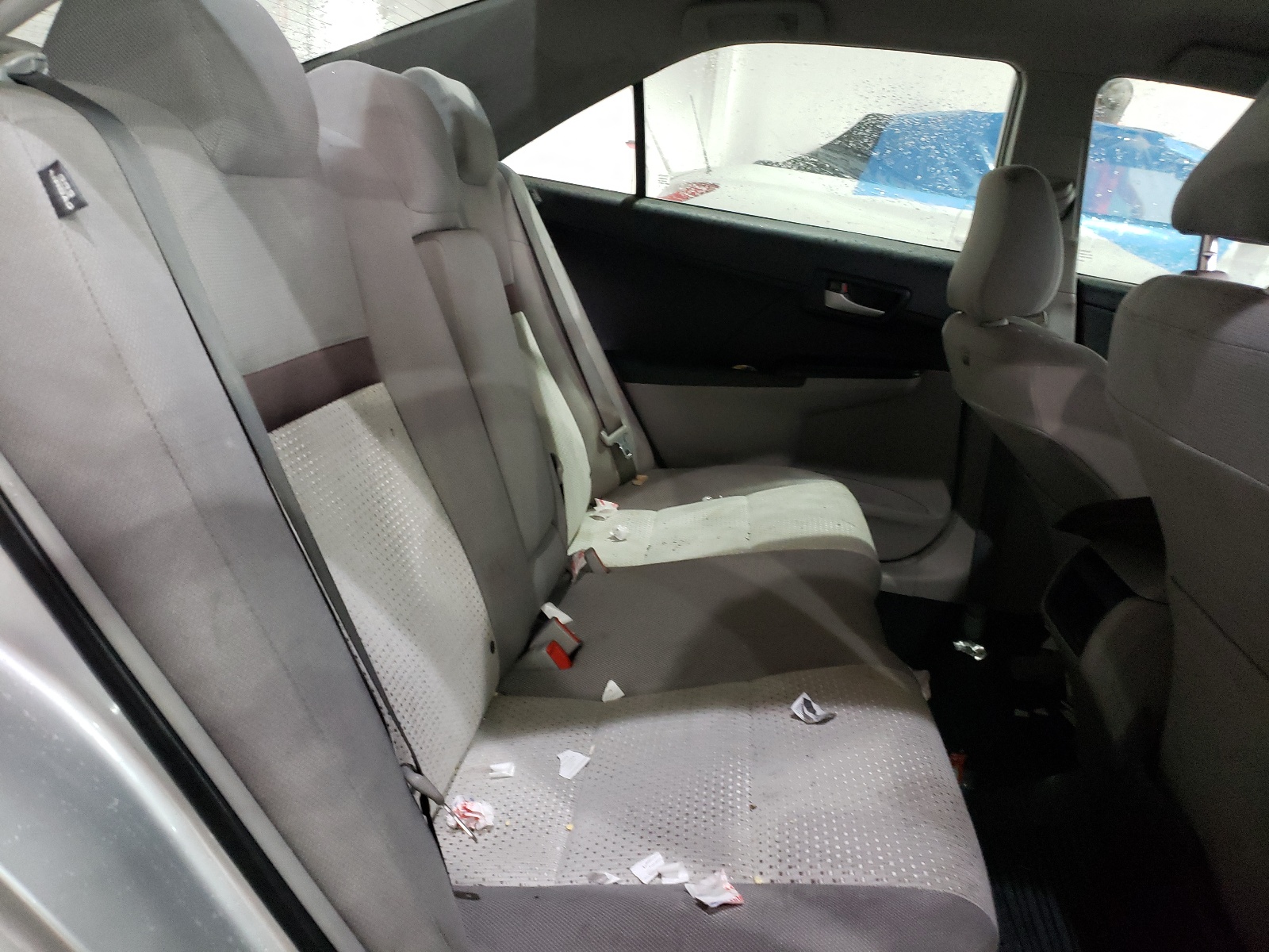 Zdjęcie 6 z aukcji – 2012 TOYOTA CAMRY BASE z VIN 4T4BF1FK5CR210548