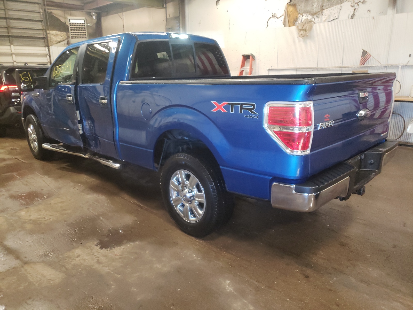 Photo 3 from auction – 2012 FORD F150 SUPER with VIN 1FTFW1EF1CKD62925