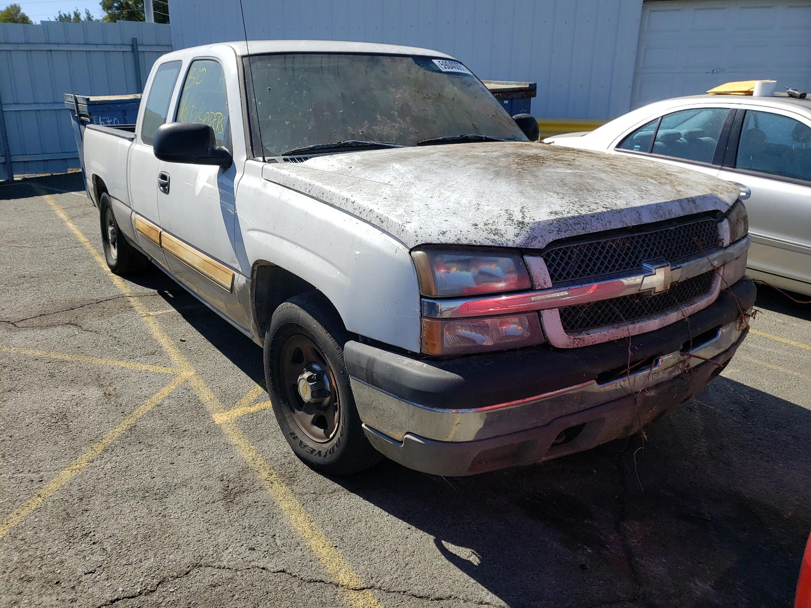 CHEVROLET SILVERADO 2004 with VIN 1GCEC19VX4Z102621 - Photo from auction