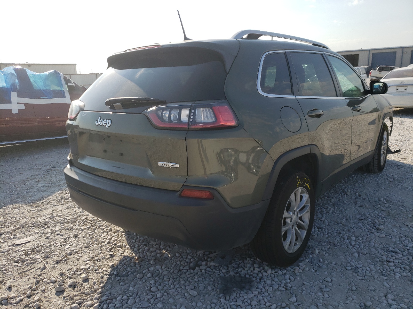 Photo 4 from auction – 2019 JEEP CHEROKEE L with VIN 1C4PJLCB5KD149803