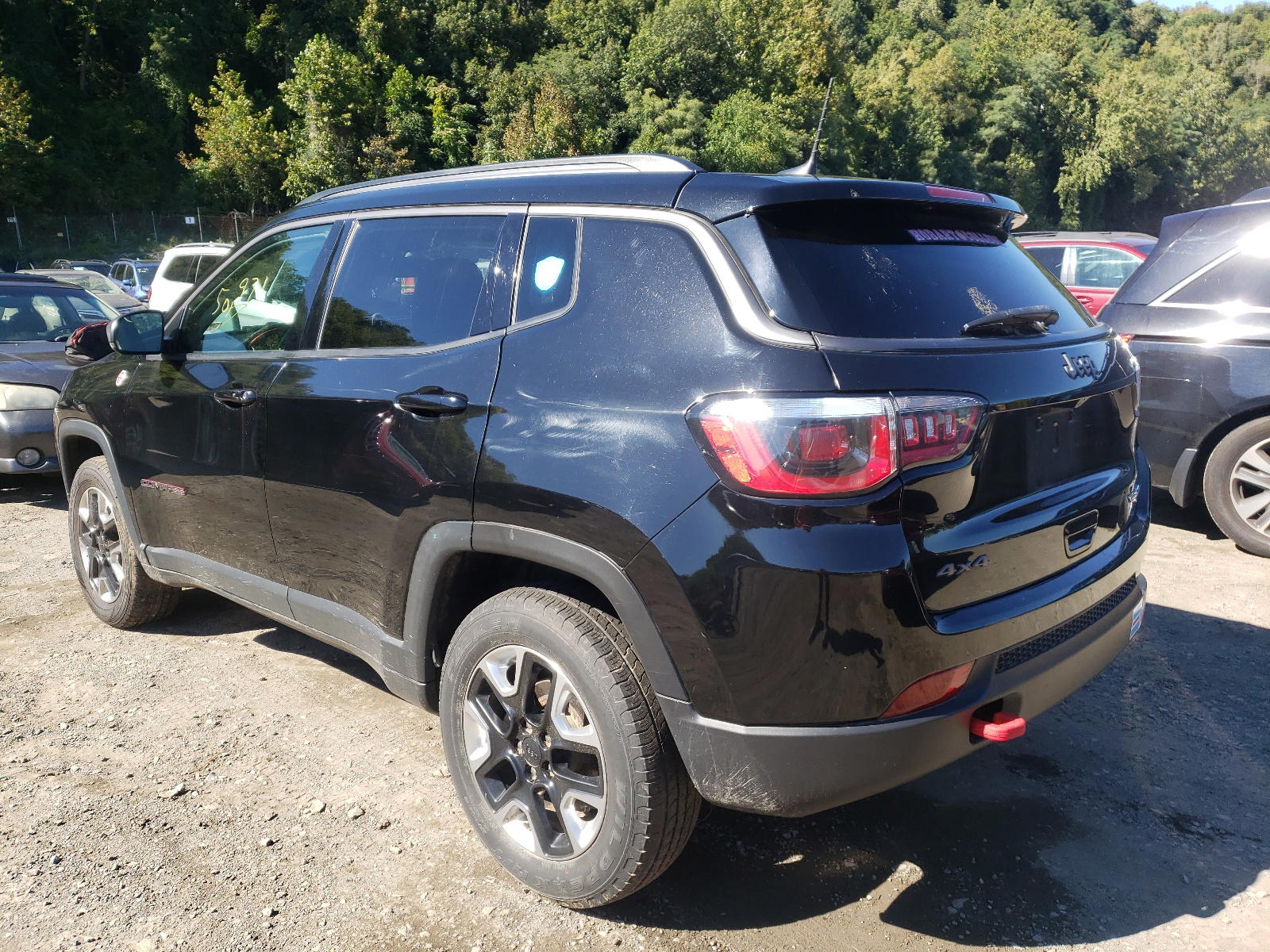 Photo 3 from auction – 2017 JEEP COMPASS TR with VIN 3C4NJDDB0HT641430