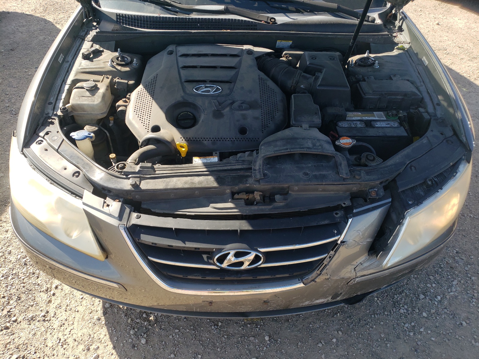 Photo 7 from auction – 2009 HYUNDAI SONATA SE with VIN 5NPEU46F99H499278