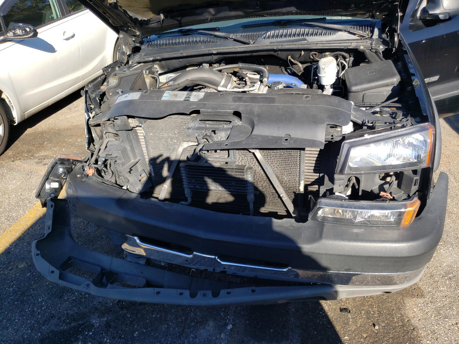 Photo 7 from auction – 2004 CHEVROLET SILVERADO with VIN 1GCHK23114F137917