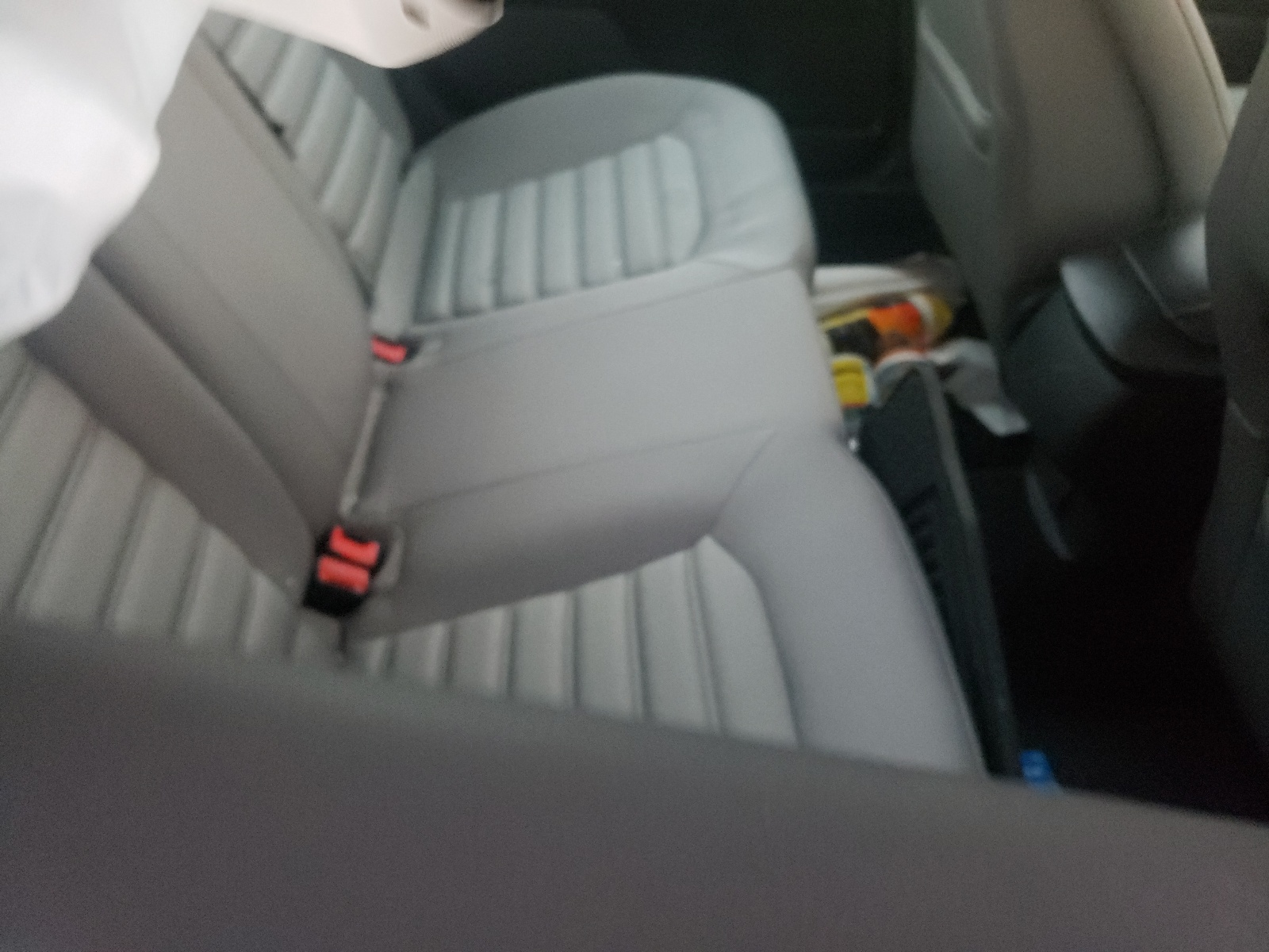 Photo 6 from auction – 2014 FORD FUSION S with VIN 3FA6P0G72ER253567