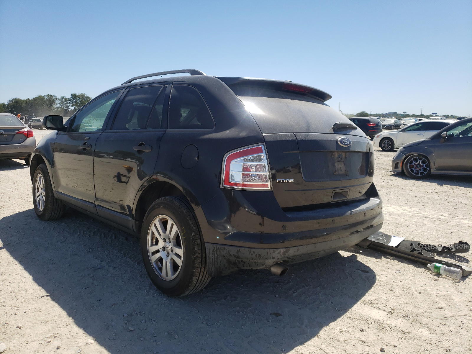 Photo 3 from auction – 2010 FORD EDGE SE with VIN 2FMDK3GC5ABB40974