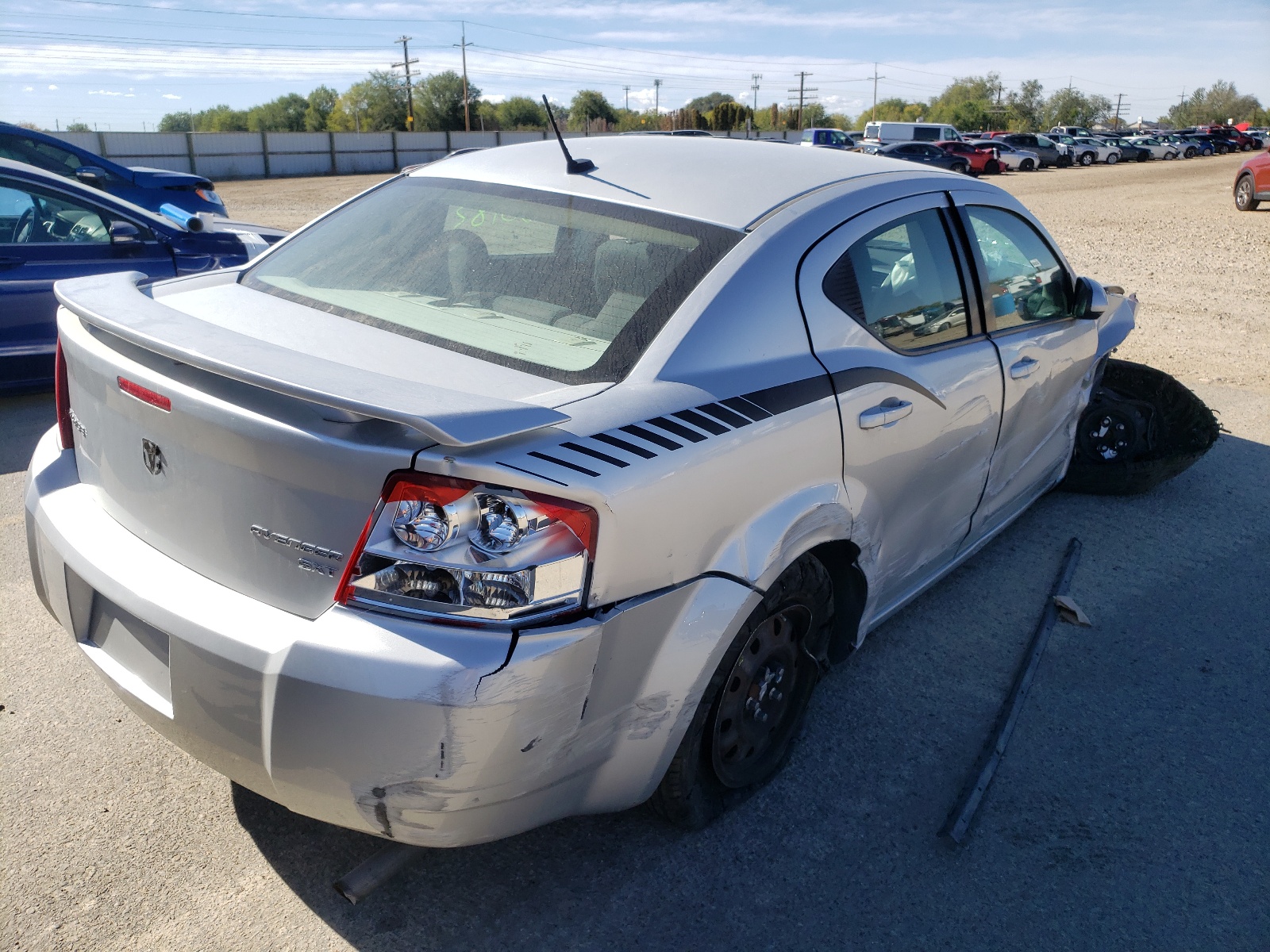 Zdjęcie 4 z aukcji – 2010 DODGE AVENGER SX z VIN 1B3CC4FB8AN175056