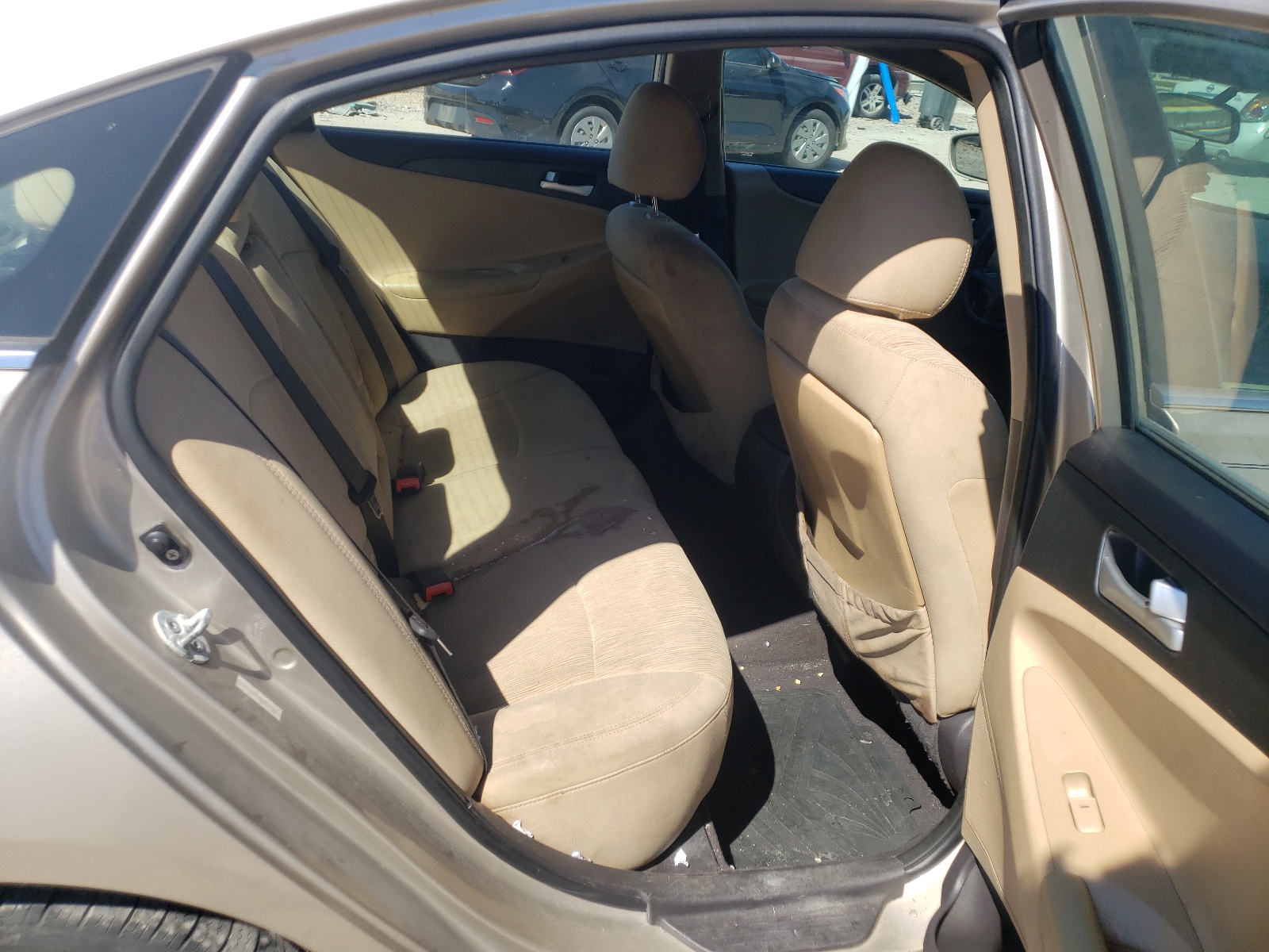 Photo 6 from auction – 2011 HYUNDAI SONATA GLS with VIN 5NPEB4AC8BH011592