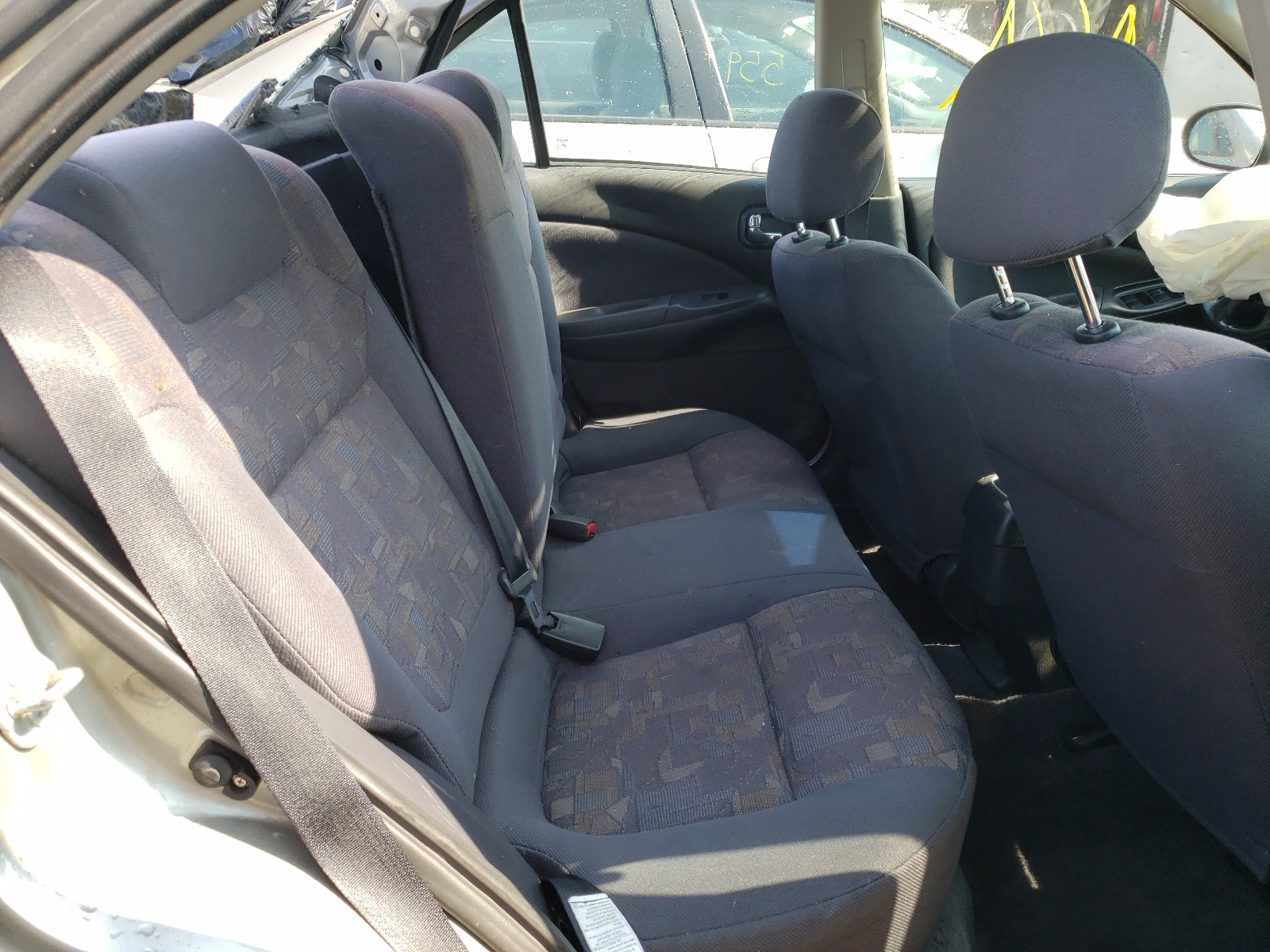 Photo 6 from auction – 2001 NISSAN SENTRA SE with VIN 3N1BB51D81L109718