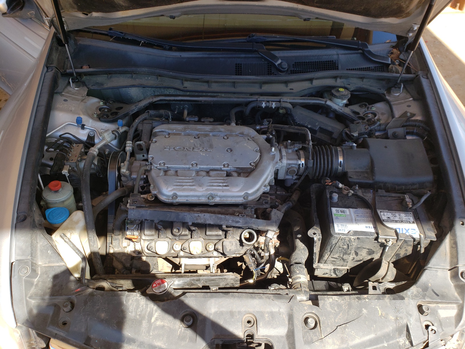 Photo 7 from auction – 2011 HONDA ACCORD EXL with VIN 1HGCP3F85BA028575