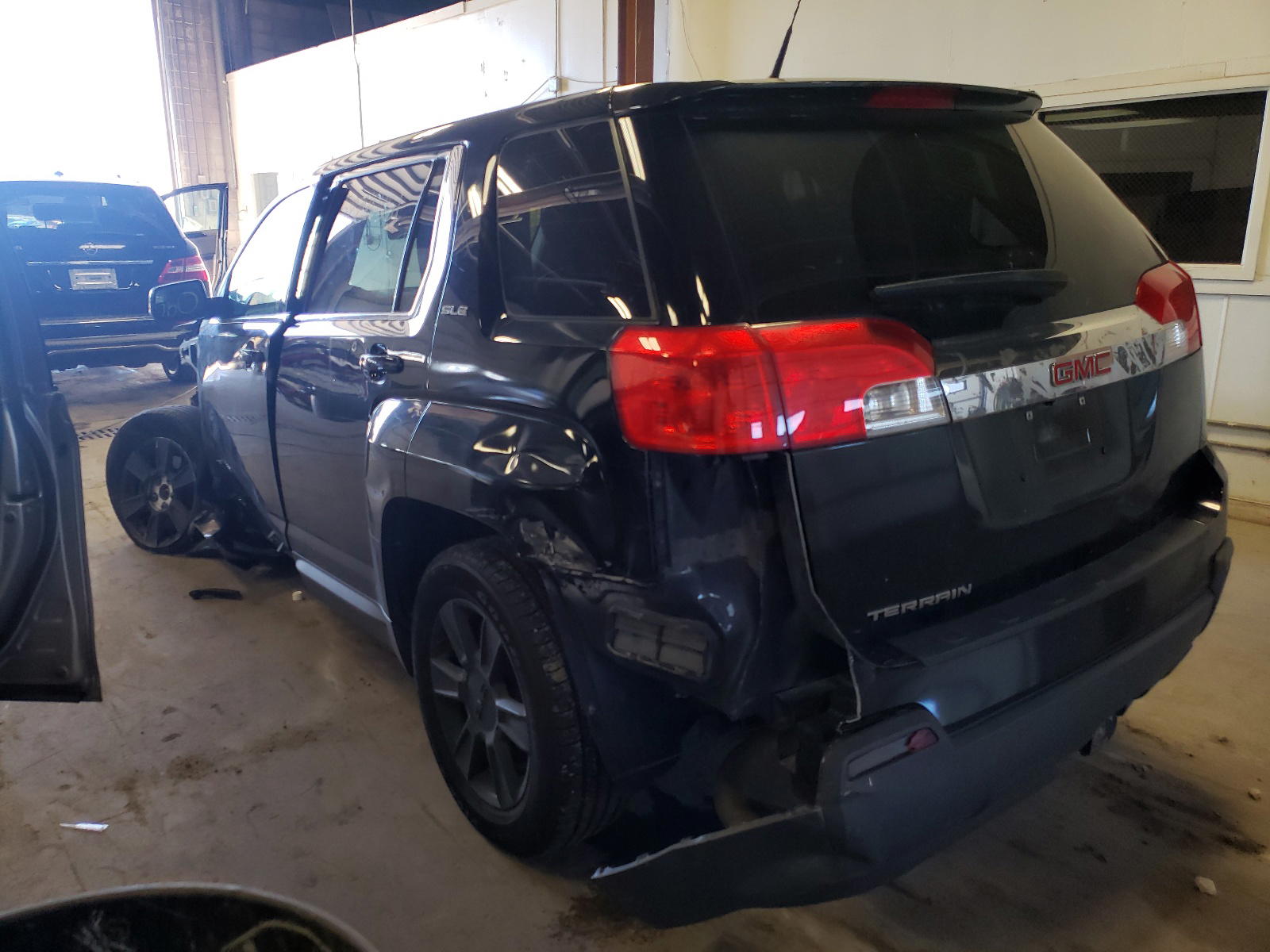Photo 3 from auction – 2012 GMC TERRAIN SL with VIN 2GKALMEKXC6162229